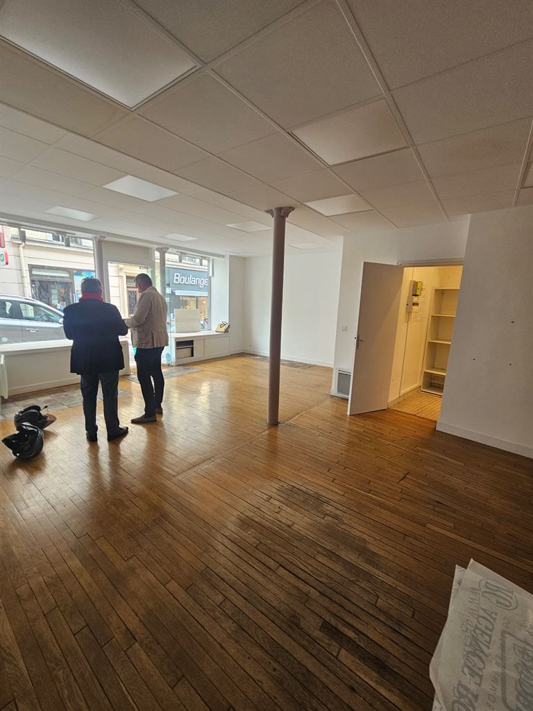 commerce en location sur ST CLOUD (92210)