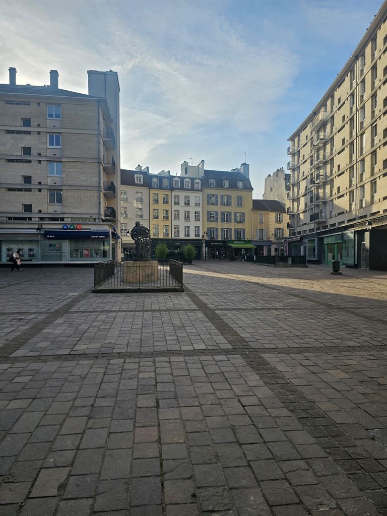 commerce en location sur ST GERMAIN EN LAYE (78100)