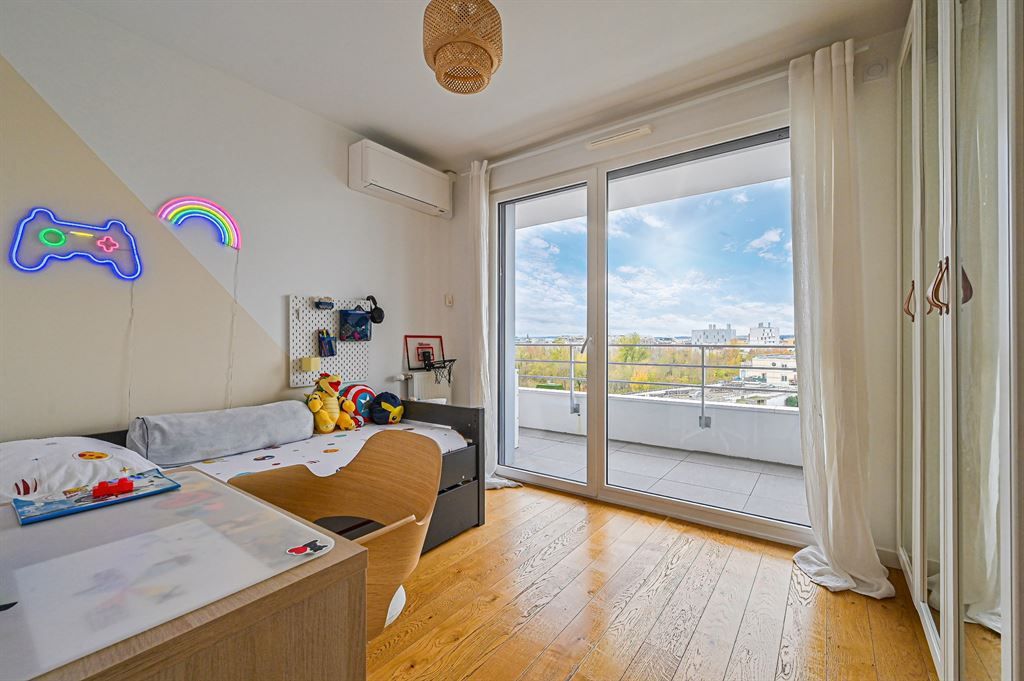 appartement 4 Pièces en vente sur CLICHY (92110)