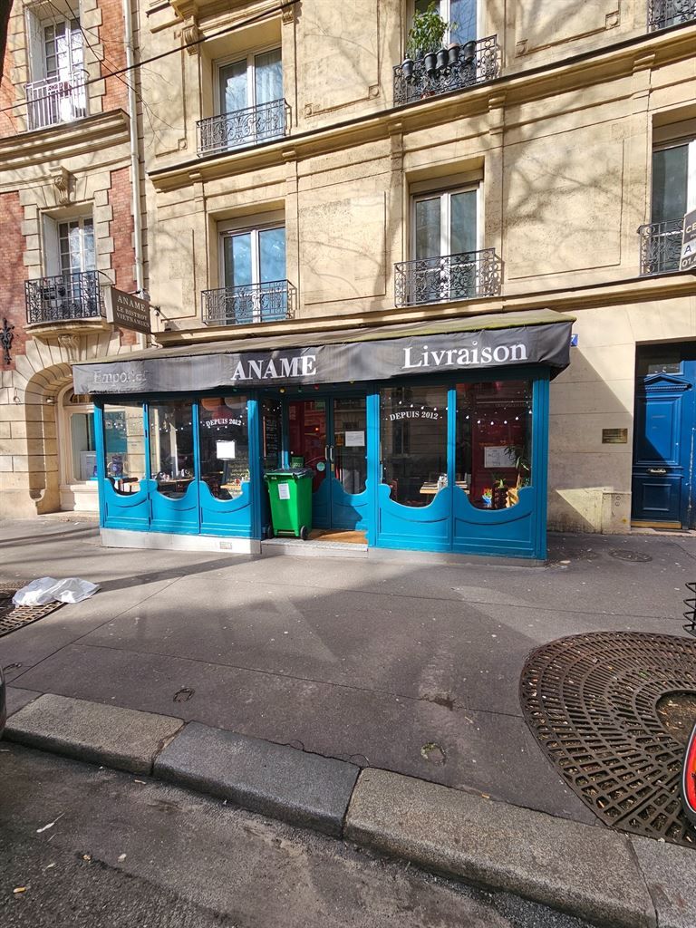 Location Commerce Paris 18 81&nbsp;m²
