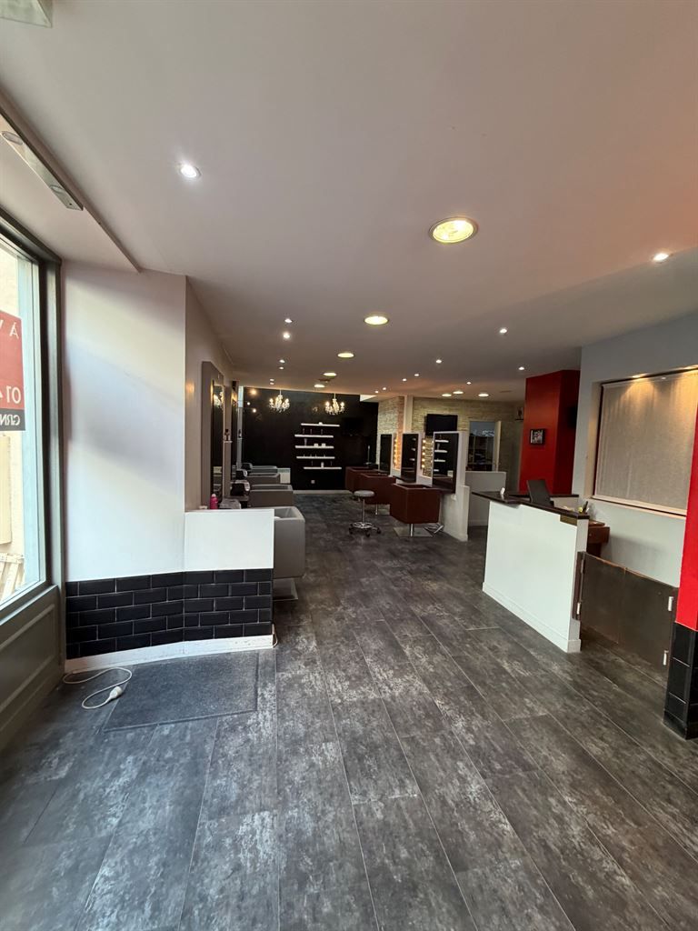 commerce en location sur VERSAILLES (78000)