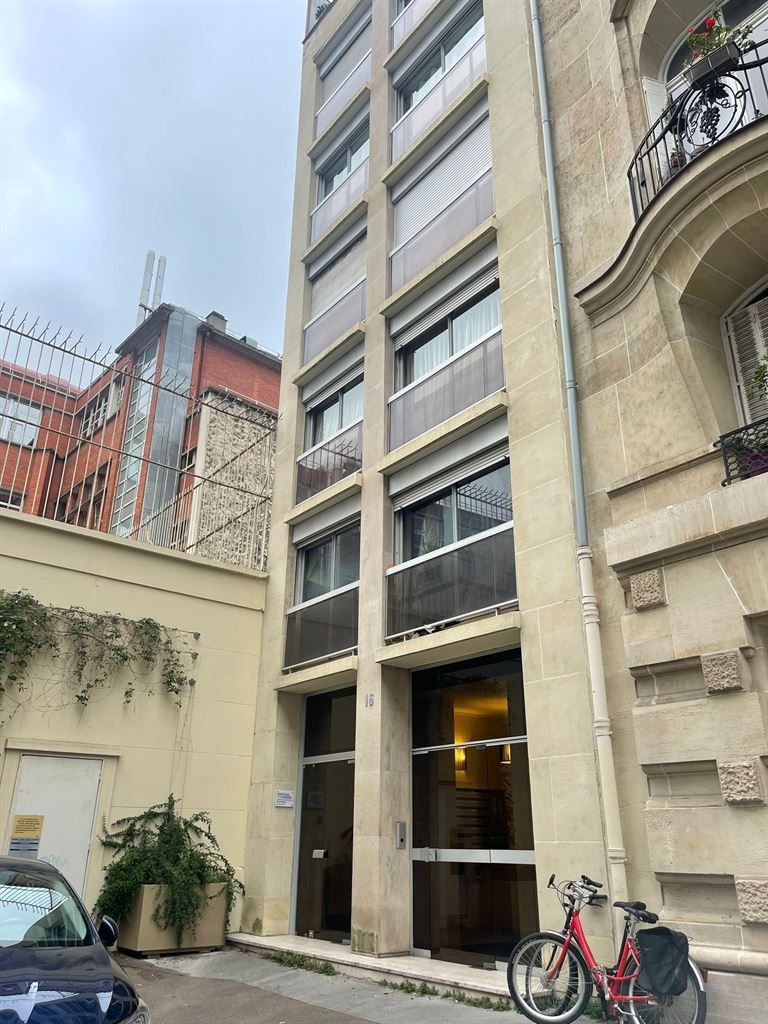appartement 2 Pièces en location sur PARIS (75015)