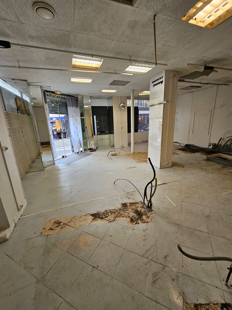 commerce en location sur PARIS (75014)