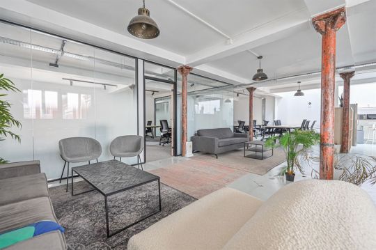 Location Bureaux Paris 10 199 m²